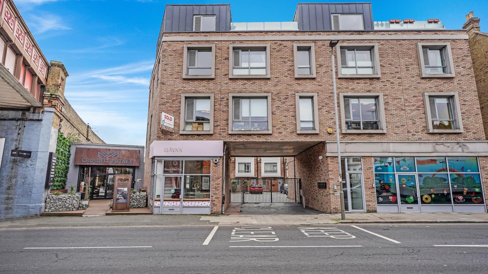 Modern And Spacious Penthouse Apartment In Putney With Free Parking Londra Exterior foto