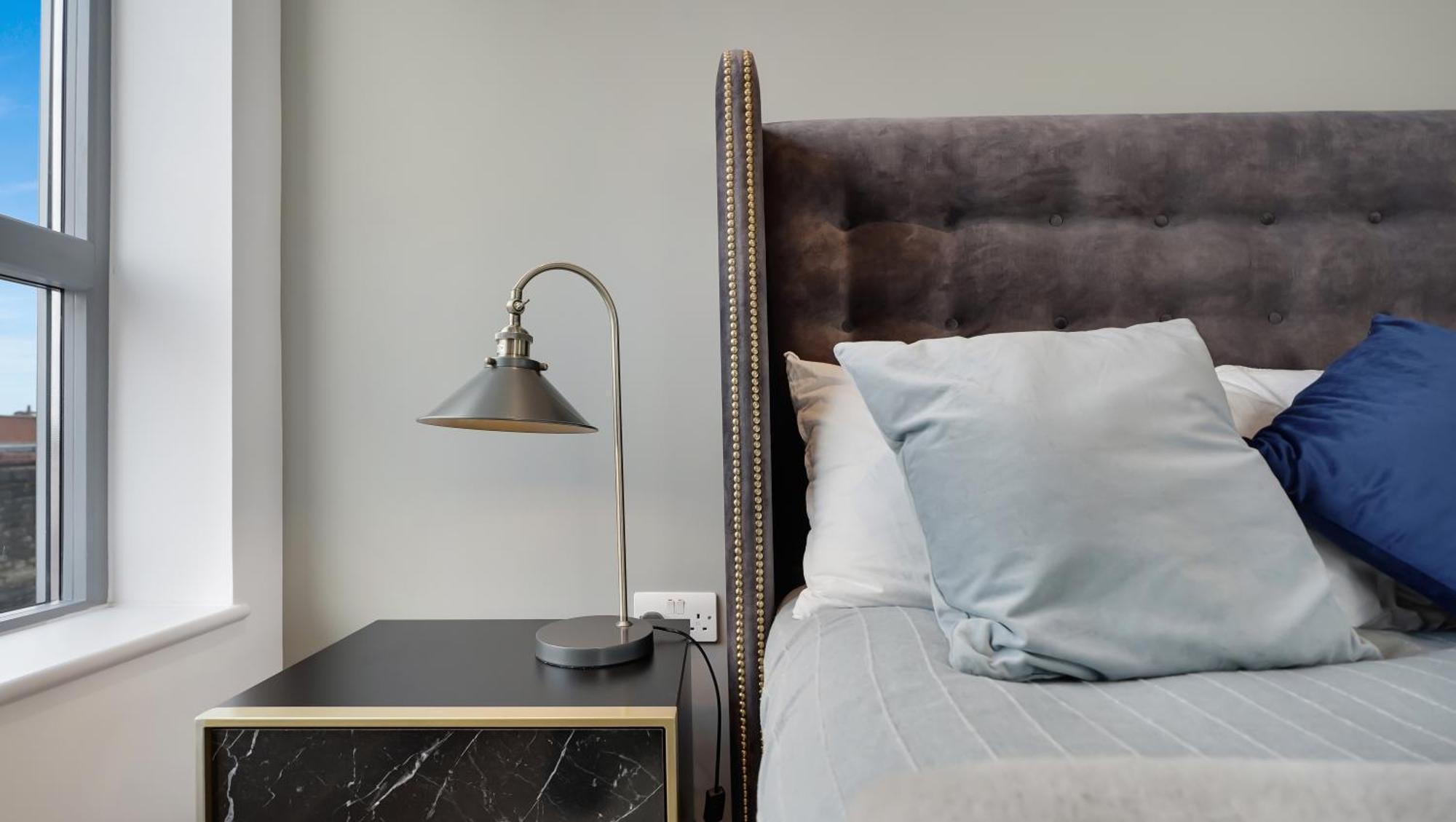 Modern And Spacious Penthouse Apartment In Putney With Free Parking Londra Exterior foto